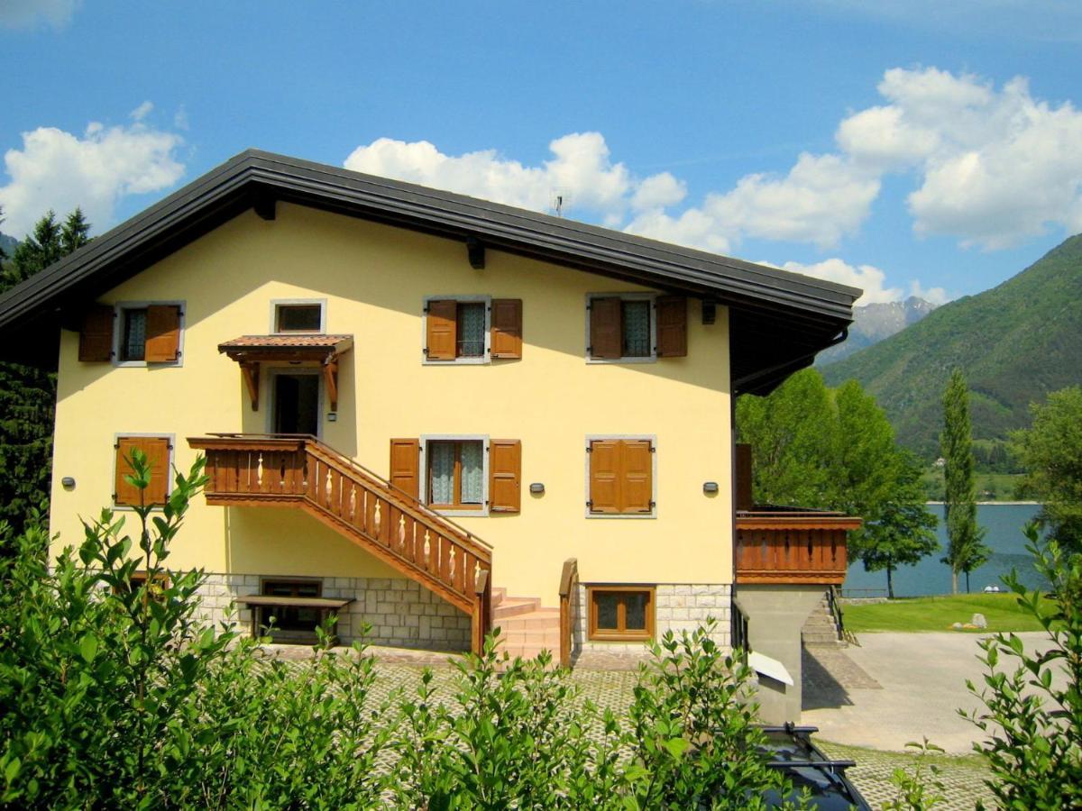 Belvilla By Oyo Villa Etti Bilo - Fronte Lago Молино-ди-Ледро Экстерьер фото