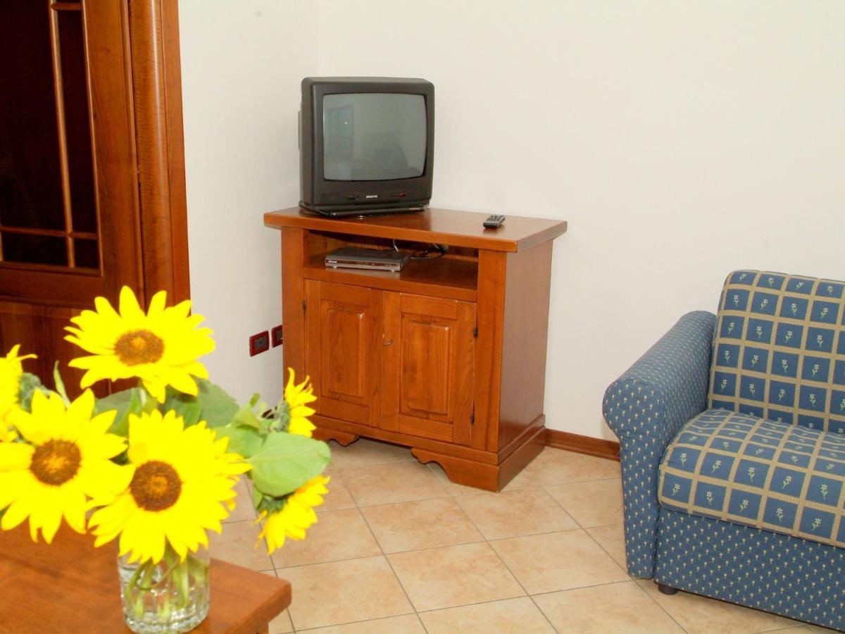 Belvilla By Oyo Villa Etti Bilo - Fronte Lago Молино-ди-Ледро Экстерьер фото
